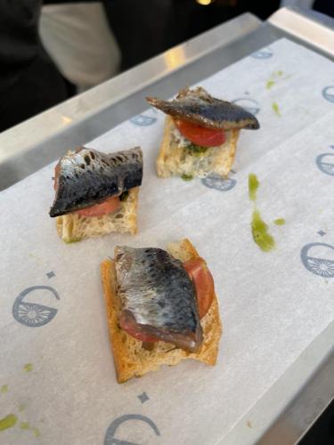 Sardines on Toast with Mojo Verde